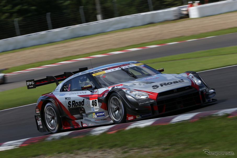 GT500クラスのポールを獲得した#46 GT-R。