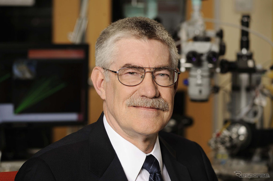 ラッセル・テイラー博士