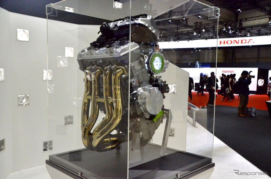 カワサキ バランス型スーパーチャージドエンジン（東京モーターショー15）