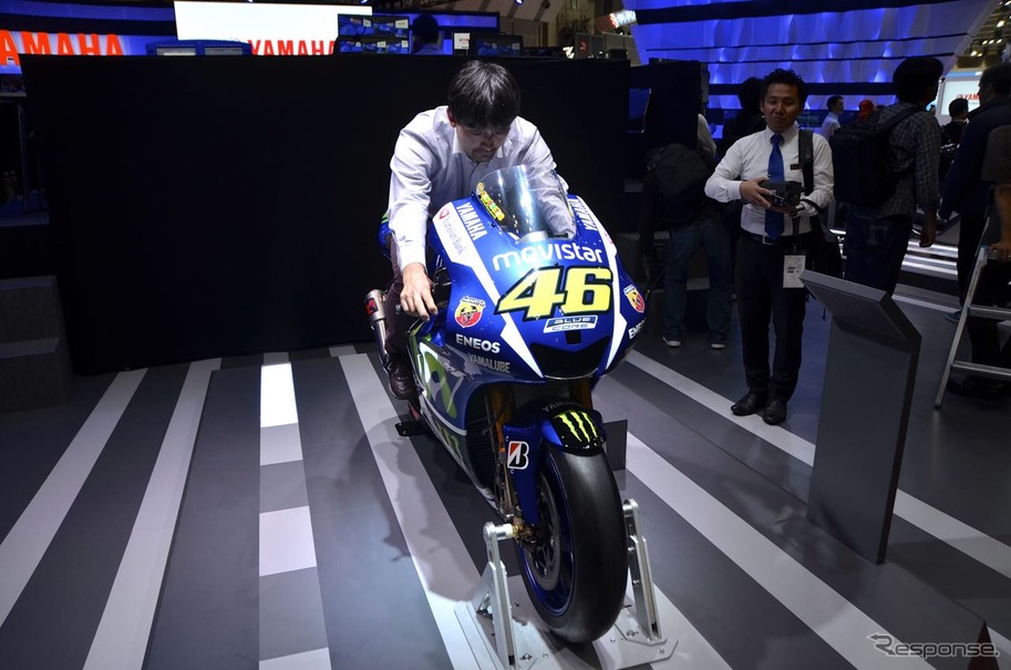東京モーターショー15 気分はロッシ Motogpレーサーに跨るチャンス レスポンス Response Jp
