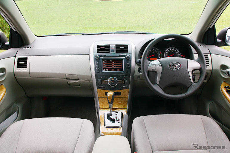 トヨタ カローラ 新型発表 バックモニターを全車標準装備 レスポンス Response Jp