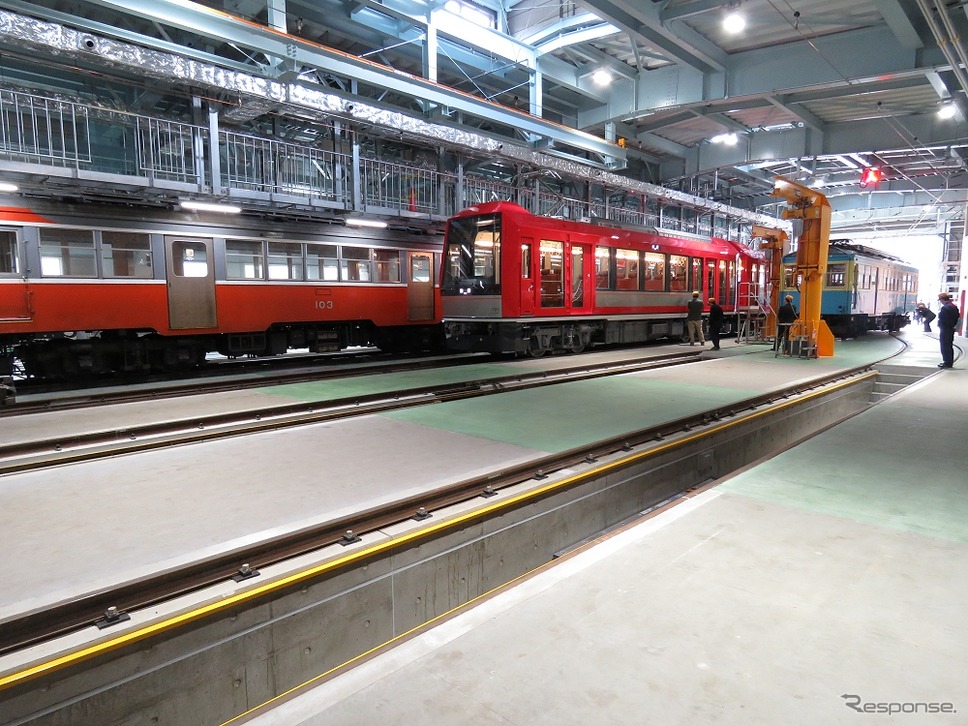 箱根登山鉄道の車両基地（入生田検車区）もこのほど新装。写真手前の線路が増設された。