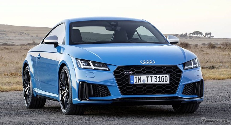 アウディ TTS クーペ 改良新型