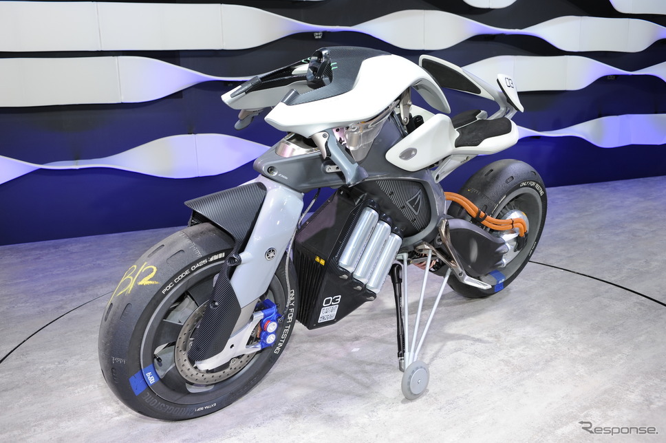 ヤマハ MOTOROiD(東京モーターショー2017)