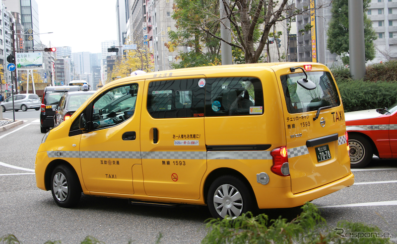 日産NV200タクシー