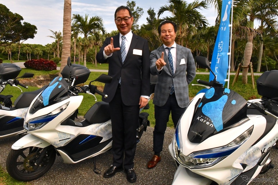ホンダモーターサイクルジャパン代表取締役社長 加藤千明氏(写真左)と本田技研工業株式会社二輪事業本部事業企画部部長 三原大樹氏