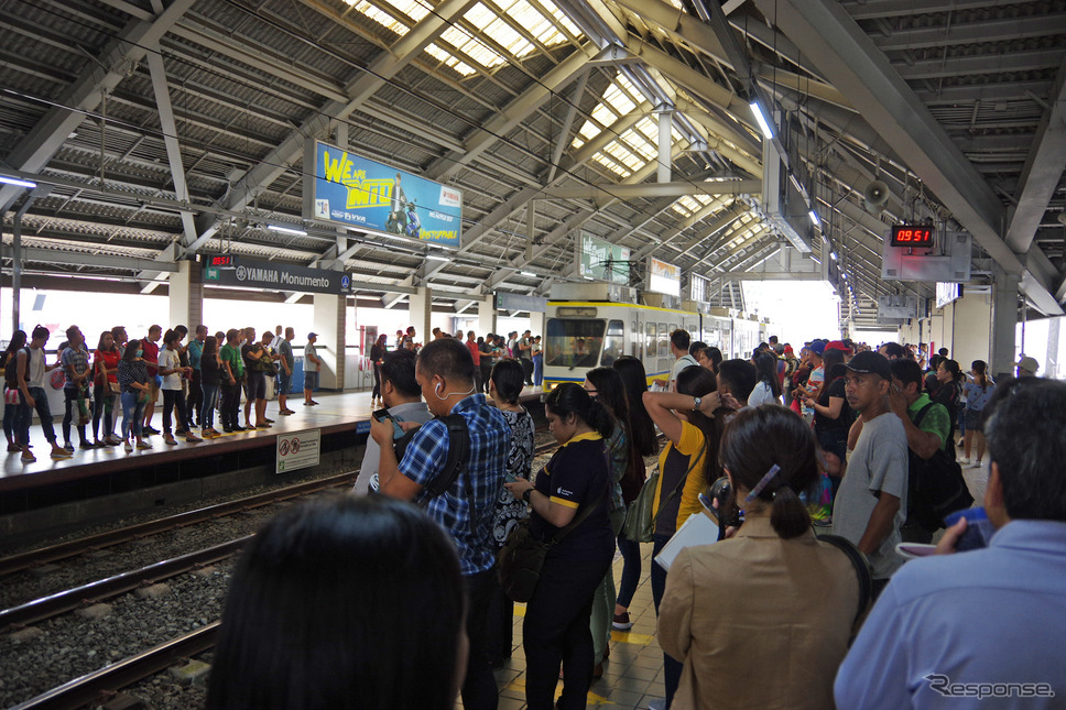 ヤマハモニュメント駅の乗降客は1日13万人と多い