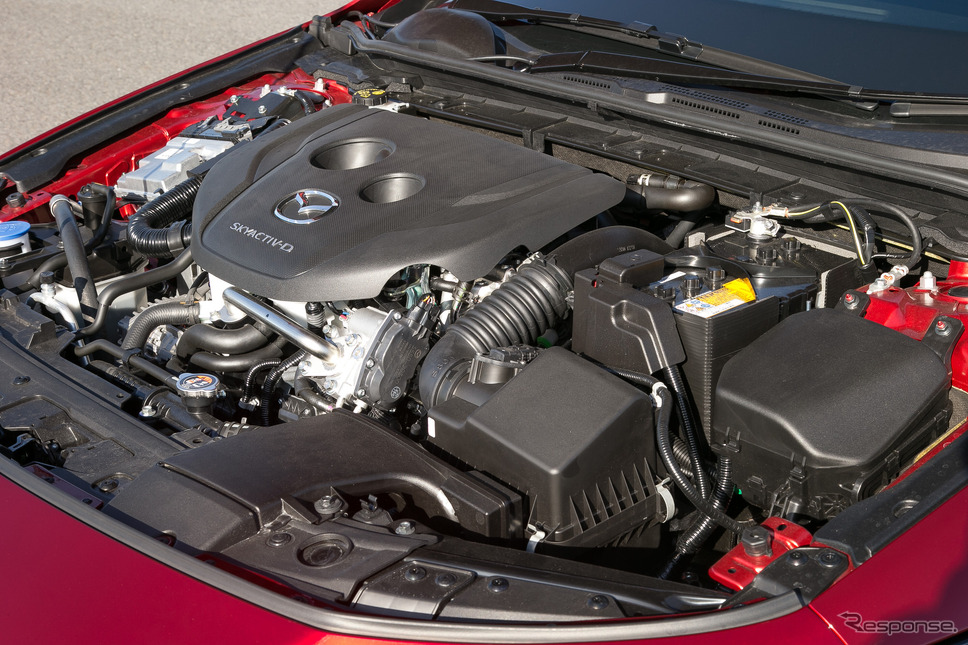 マツダ3 新型(SKYACTIV-D 1.8)