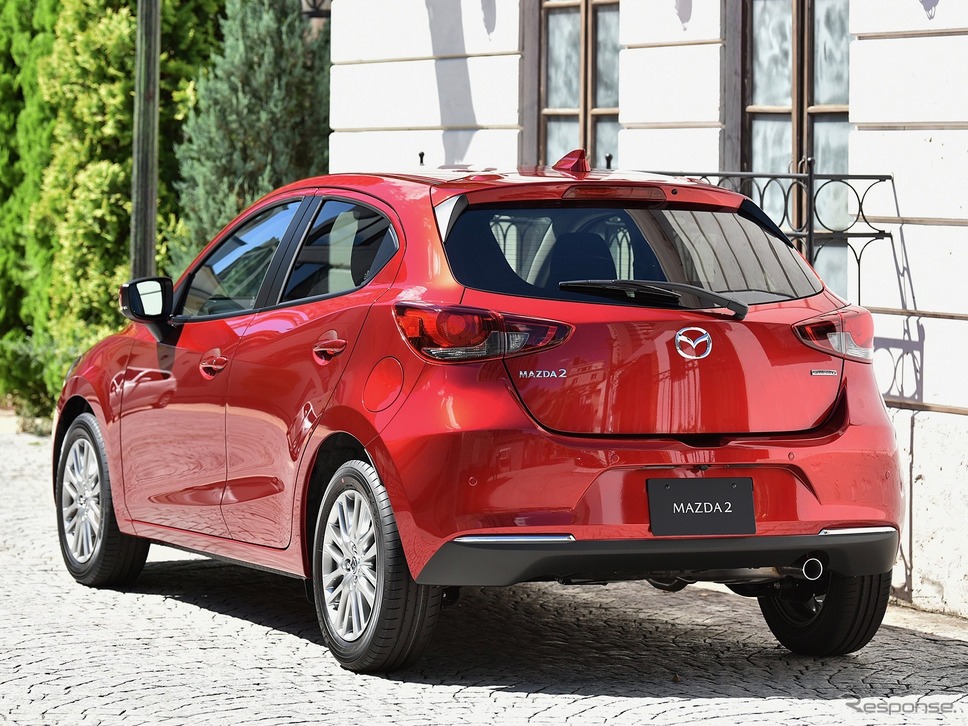 最近の新型車:マツダ2改良新型