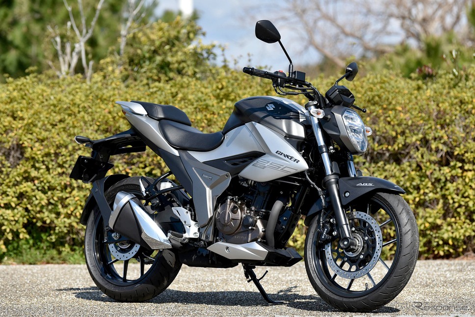 スズキ ジグサー250