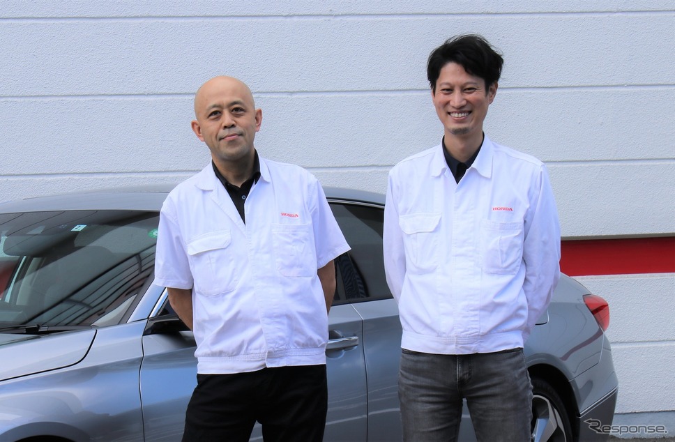 本田技術研究所デザインセンターオートモビルデザイン開発室テクニカルデザインスタジオチーフエンジニアデザイナーの古仲学さん(左)と同デザインセンタープロダクトデザインスタジオ アシスタントチーフエンジニア デザイナーの清水陽祐さん(右)