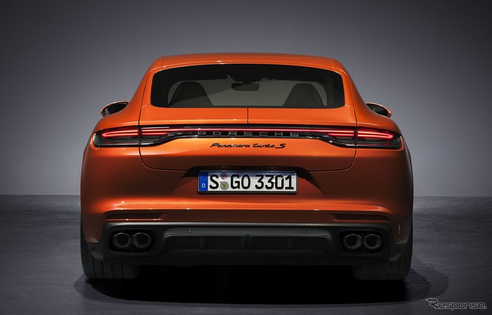 ポルシェ・パナメーラ 改良新型のターボS