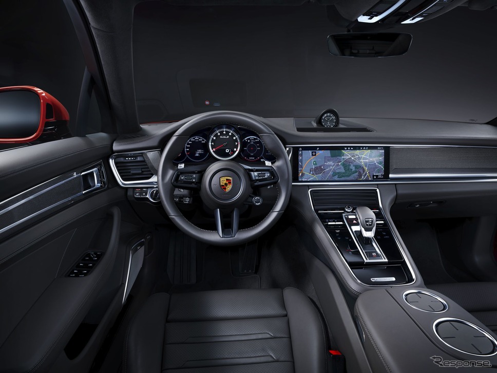 ポルシェ・パナメーラ 改良新型のターボS