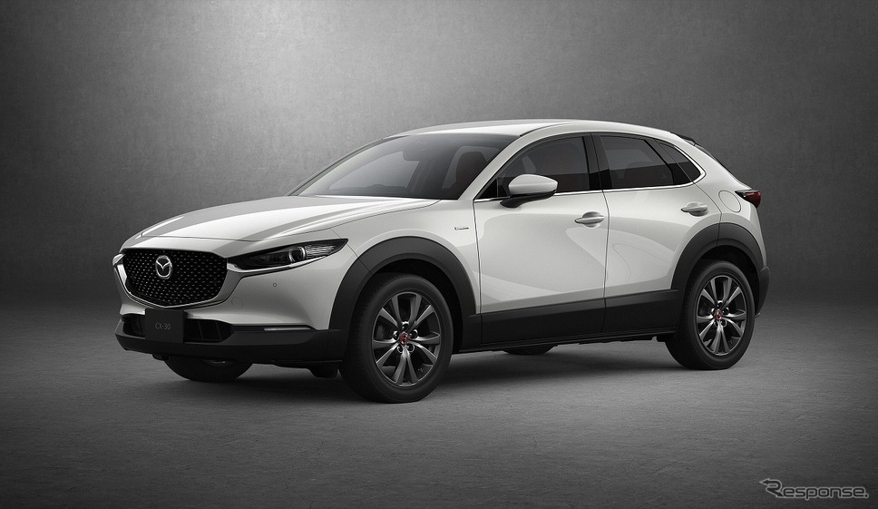 マツダ CX-30、エンジン特性と安全性を改良…WCOTYトップ3選出記念