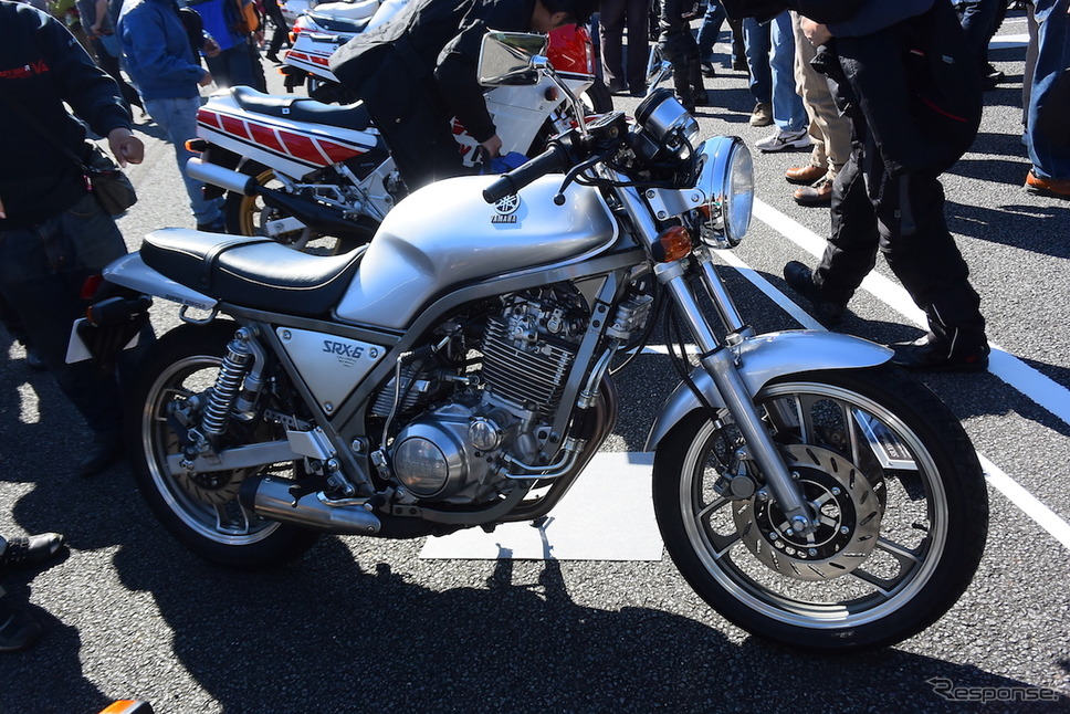 ヤマハ SRX600(1985年)