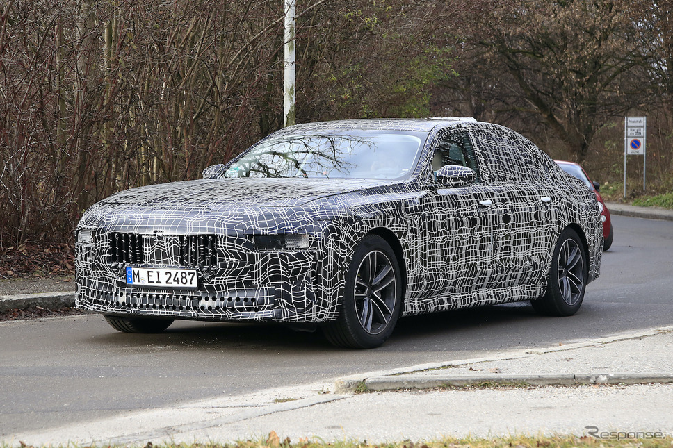BMW i7 プロトタイプ(スクープ写真)