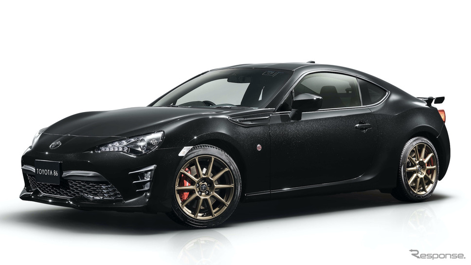 スバルと共同開発したトヨタ86。すでに生産終了。スバルバージョンのBRZは新型が発表されたが、86はまだ。