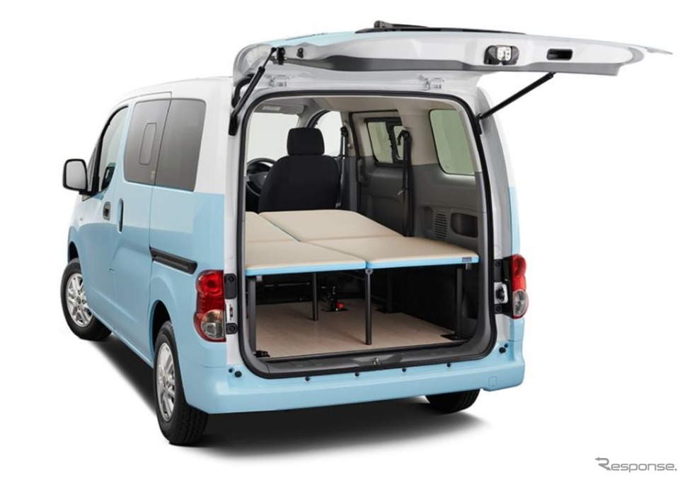 日産・NV200バネット マルチベッドワゴン