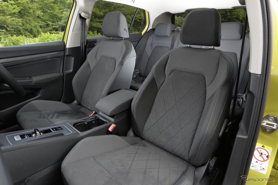 VW ゴルフ 新型(eTSI スタイル)