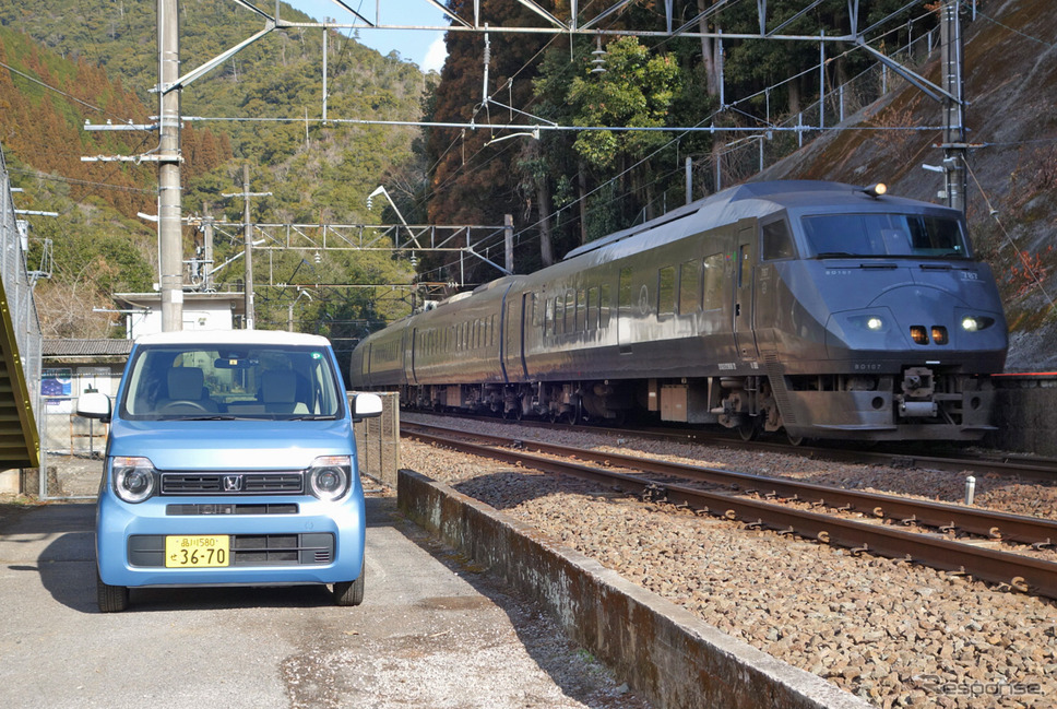 宮崎~大分県境の日豊本線宗太郎駅にて。特急はそれなりに通過するが、この駅に停車するのは普通列車が1日1往復だけだ。