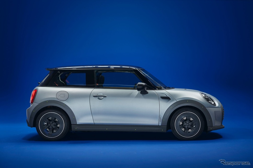 MINIのEVのワンオフモデル「STRIP」