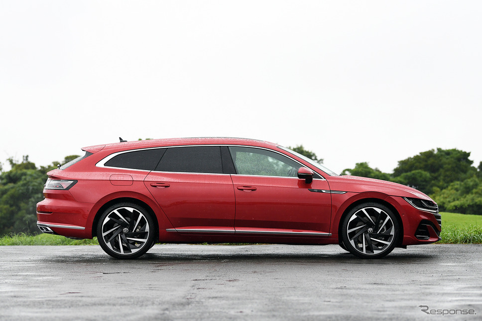 VW アルテオン シューティングブレーク(Rライン)