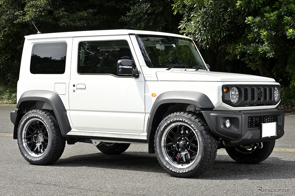 【ジムニーシエラ ホイール7選】レイズ A・LAP-07X 推奨サイズ:18×7J Inset 8 5H-139.7/カラー:ブラック/リムDC(BD)/タイヤサイズ:225/60R18