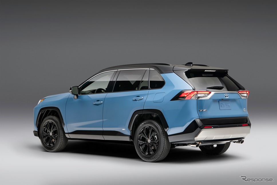 トヨタ RAV4 の2022年モデル(XSEハイブリッド)