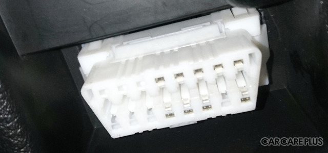 OBD2コネクター