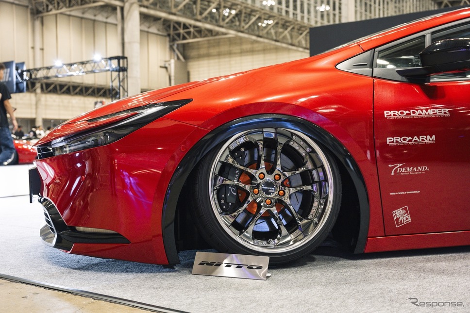 新型プリウスのいじり方は無限大! 王道シャコタンにUSDMまで 新型プリウスのいじり方は無限大! 王道シャコタンにUSDMまで