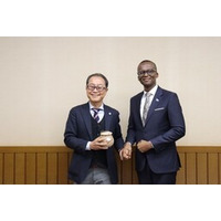 ハオラテ ボツワナ共和国副大統領兼財務大臣が 東京都立産業技術高等専門学校を視察訪問