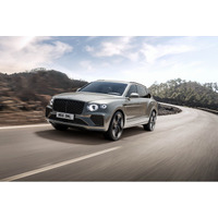 ベンテイガ アルテナーラ エディション登場 コンテンポラリー ラグジュアリーの新たな頂点