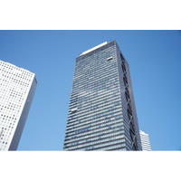 アズーム、事業拡大につき西新宿オフィスを開設