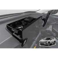【新商品】新型RAV4のデッドスペースを“使える収納”に。スマホ2台と小物をまとめて置ける60系専用ダッシュボードトレイが登場
