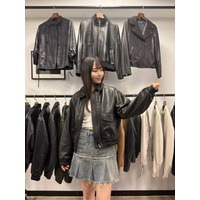 韓国セレクトショップ「National Point」にて、 「TOUR RECORD シープレザー（羊革）ボンバージャケット レディース ブラック」 を販売開始